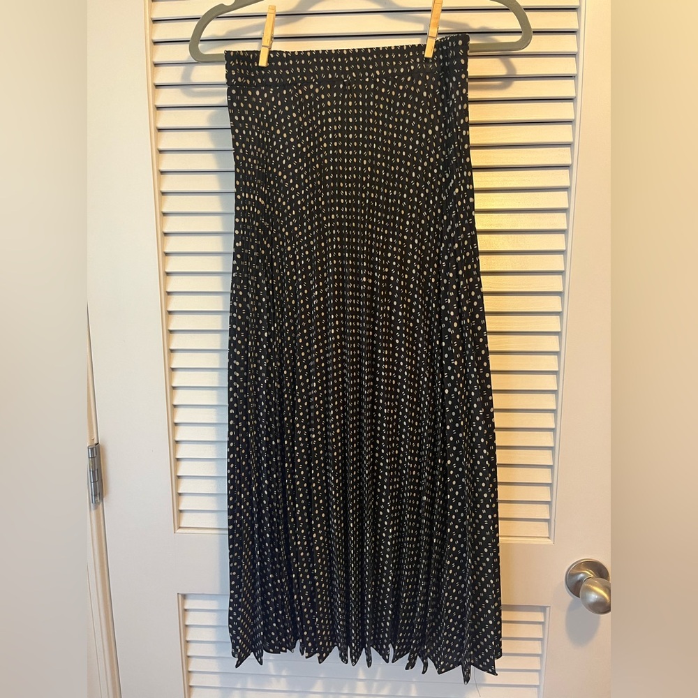 Max Studio Black and White Maxi Skirt